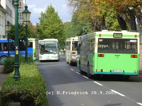 Ein "frühes" Photo von Wagen 107, zumindest das erste, das ich von ihm habe. Es stammt vom September 2005 und zu dieser Zeit scheint er mit Werbung un