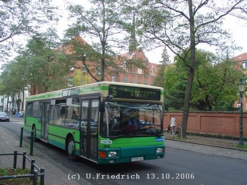 Im Oktober 2006 unterwegs auf Linie 5 in der Königstraße