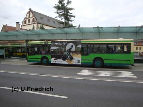 Nach einer Weile ohne Werbung war der Bus ab Anfang Juni mit einer einem Traffic-Board für Licher Bier unterwegs. Hier am 4. Juni auf Linie 6 am Stadt