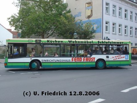Iim August 2006 beim Abbiegen in die Robert-Kircher Straße