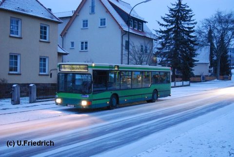 Viel Schnee im Januar 2010: Am Eisweiher auf dem Weg zum Aschenberg