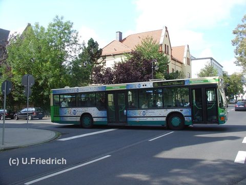 Wir sind immer noch im Jahre 2006 *ähem* [! - ja, dieses Update ist überfällig ;-) ] Wir fahren durch die Sturmiusstraße und überqueren gerade die Hei