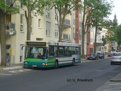 Im Juni 2008 in der Königstraße auf Linie 4...