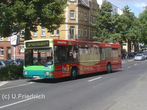 Im Juli 2008 mit veränderter Werbung unterwegs, hier auf Linie 3 in der Lindenstraße