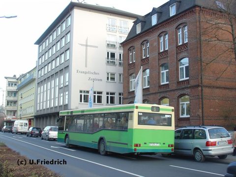 Und jetzt ist es plötzlich Dezember - aber wir sind trotzdem auf der 6 unterwegs: Hier mal eine Heckansicht