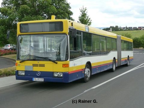 FD-VG 335 scheint eine Ulmer Vergangenheit zu haben. Laut Aufschrift gehört er der VGF (Verkehrsgesellschaft Fulda), die im Raum Schlüchtern tätig ist