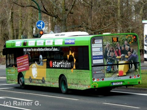 Hier mal das Heck, ebenfalls eine Aufnahme von Rainer: Unterwegs in der Künzeller Straße auf Linie 9B