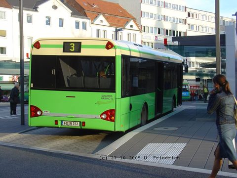 Im Oktober 2005 abfahrtbereit auf Linie 3 am Stadtschloß