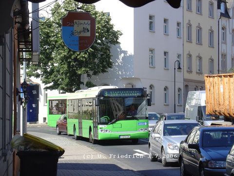 Im Juli begegnete er mir in der Lindenstraße. Hinter ihm versteckt sich ein weiterer Urbino
