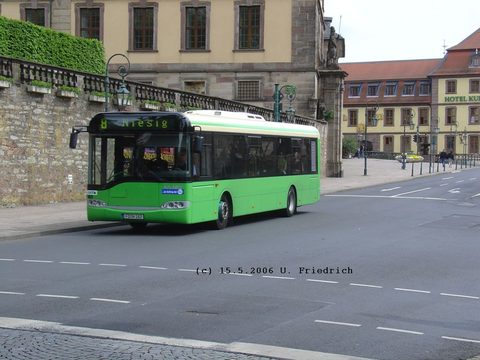 Hier begegnet er mir in der Pauluspromenade und fährt an mir vorbei ...