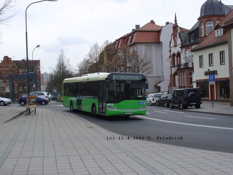 Hier biegen wir vom Heinrich von Bibra Platz kommend in die Schloßstraße ein