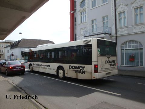 Hier auch mal das Heck, wiederum in der Dudenstraße, aber im Jahre 2009: Power by MAN