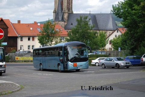Am Busbahnhof an der Rhönhalle in Tann - August 2010