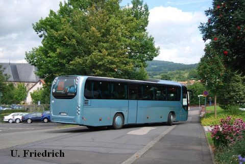 Bei der Abfahrt vom Busbahnhof