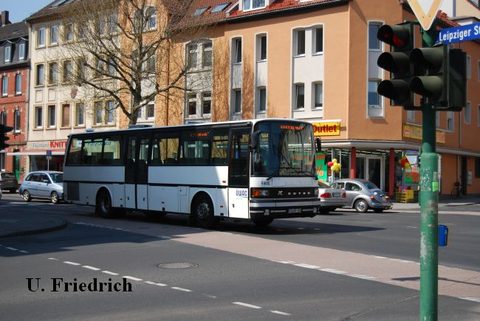 Im April 2011 geht es durch die Leipziger Straße Richtung Depot.