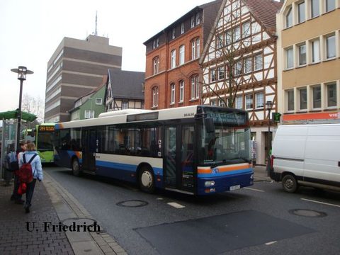 Abfahrt von der Haltestelle in der Breitenstraße Richtung Zellersgrund 2009