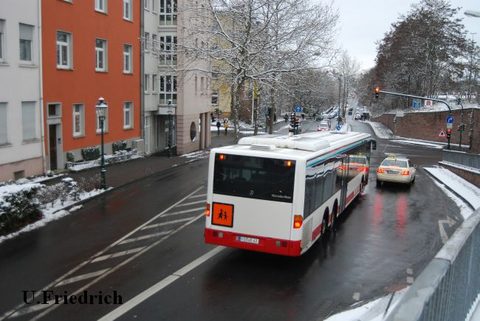 Dezember 2011 als Schulbus in Fulda in der Kurfürstenstraße