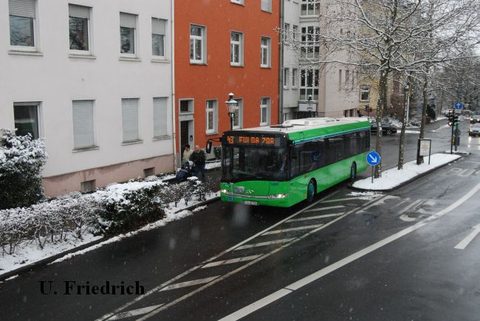 Im Schneetreiben in der Kurfürstenstraße, Mitte Dezember 2011
