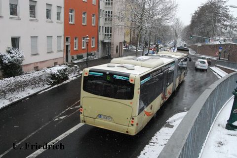 Winterliche Straßenverhältnisse im Dezember 2011 - hier mal eine Heckaufnahme