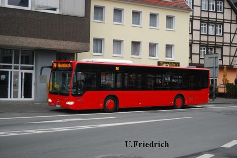 Der noch ganz neue Bus im Januar 2013 in der  Bad Hersfelder Breitenstraße auf Linie 320