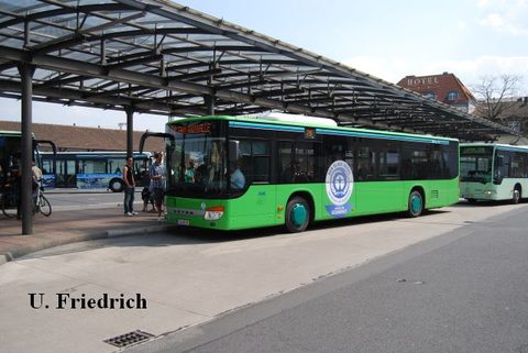 Im April 2011 am Fuldaer ZOB : Abfahrtbereit auf Linie 20 nach Tann in der Rhön